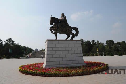 【隨華全 觀天下】和華全發(fā)電機(jī)組一起走進(jìn)“天驕?zhǔn)サ亍?/></a>
            <div   id=