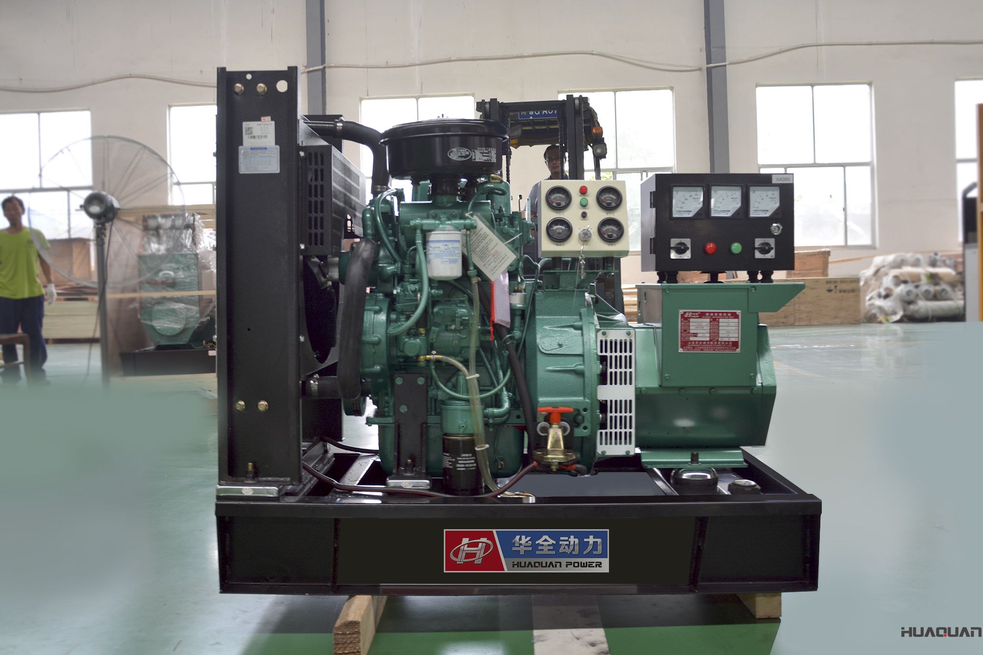 2018年4月4日華全動力10kw標(biāo)配柴油發(fā)電機組發(fā)往上海