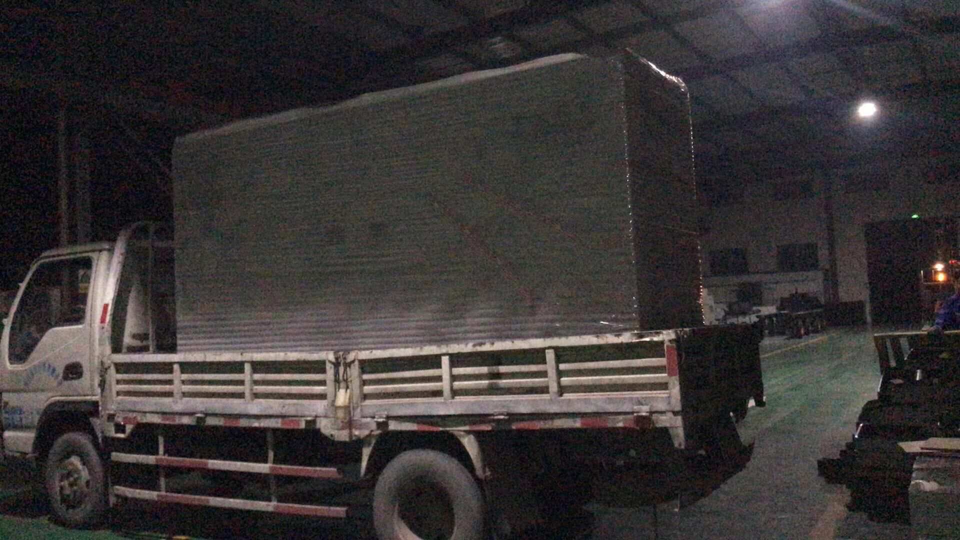 12月25日，孟先生從華全動力訂購的75kw四保護(hù)燃?xì)獍l(fā)電機(jī)組現(xiàn)已成功發(fā)往山西省